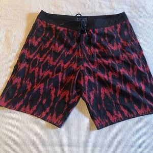 American eagle men’s swim trunks size L